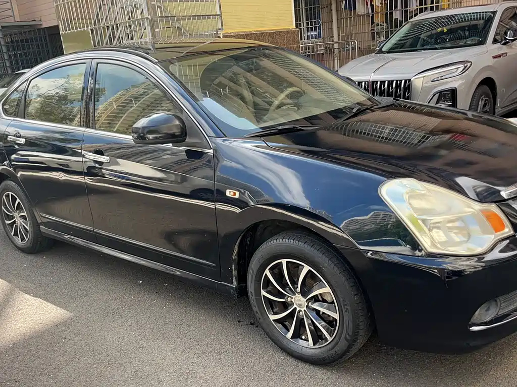 NISSAN SYLPHY 2013