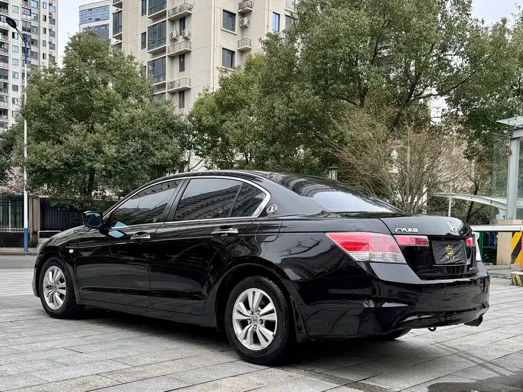 HONDA ACCORD 2010
