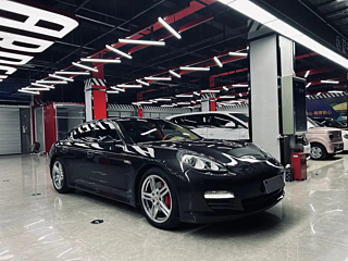 PORSCHE PANAMERA  2010
