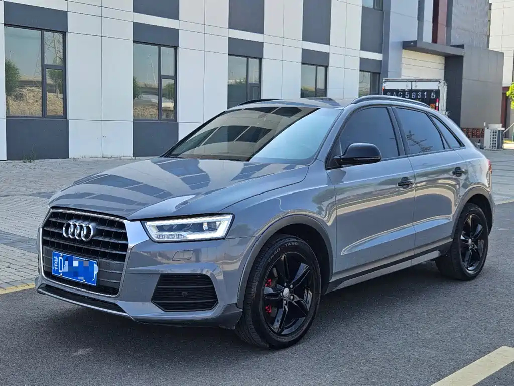 AUDI Q3 2018