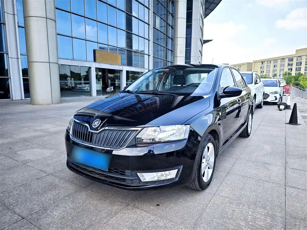 SKODA RAPID 2013