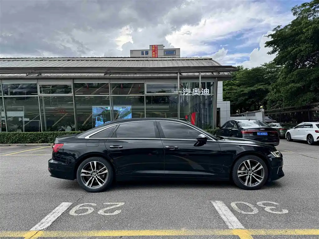 AUDI A6L 2020
