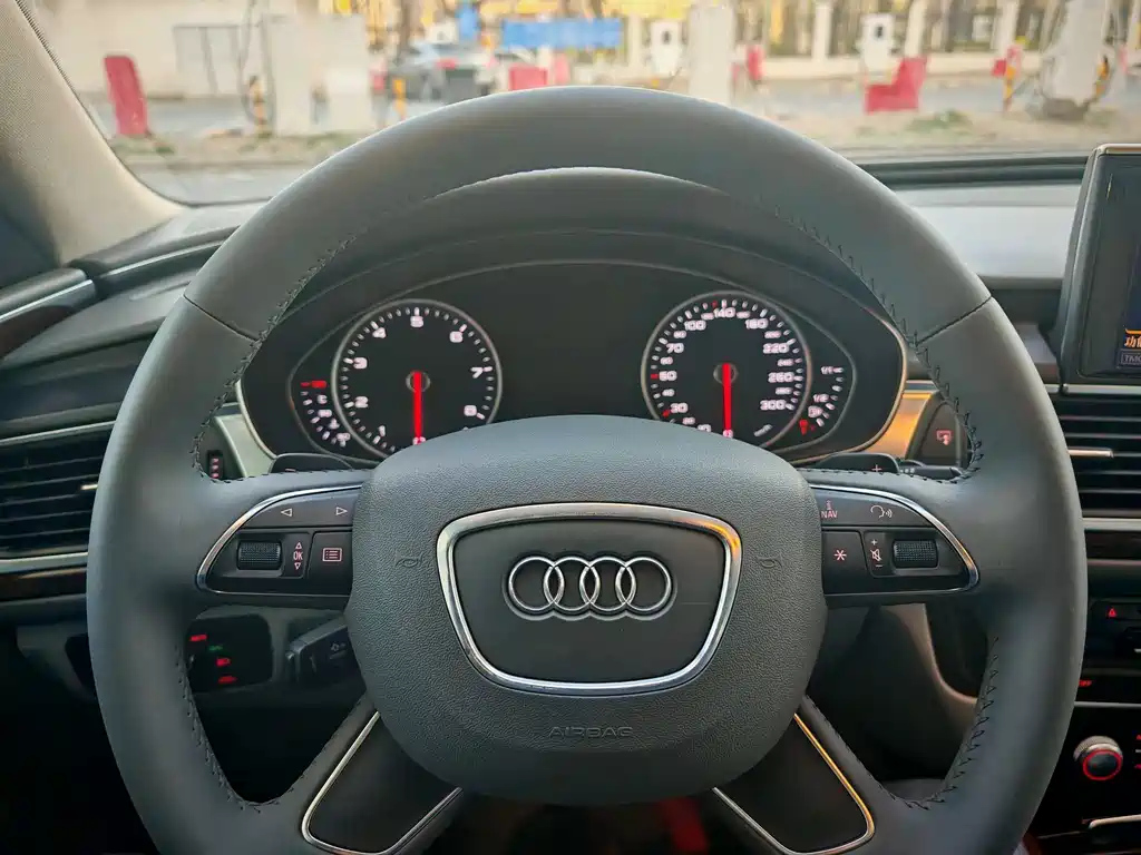 AUDI A6L 2014