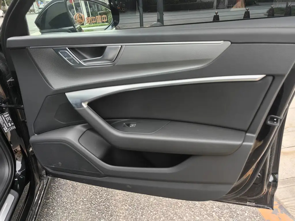 AUDI A6L 2023