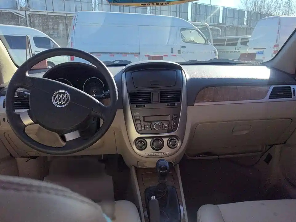 BUICK EXCELLE 2015