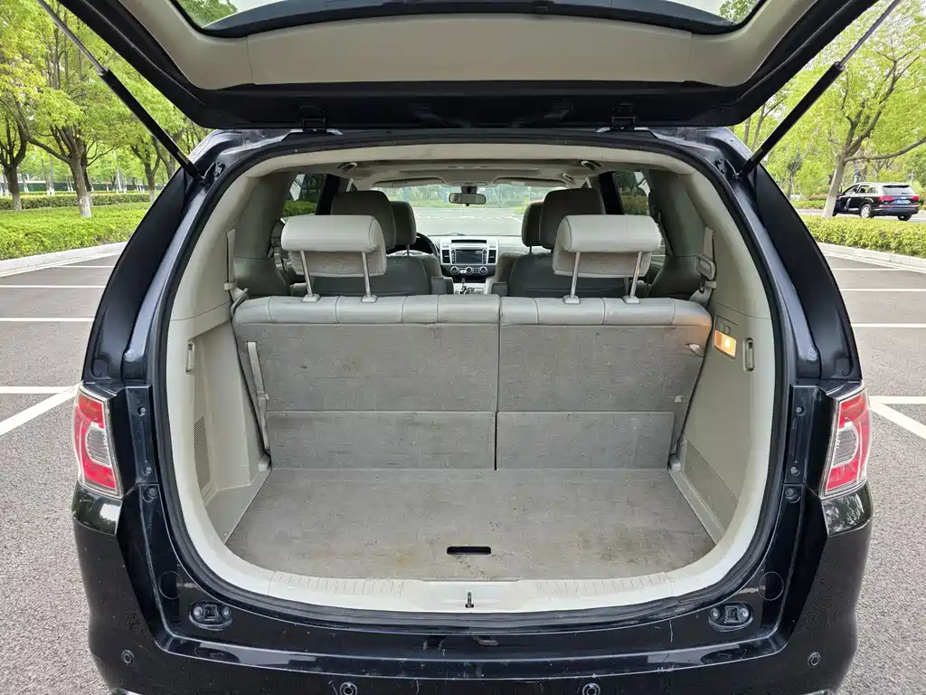 MAZDA 8 2013