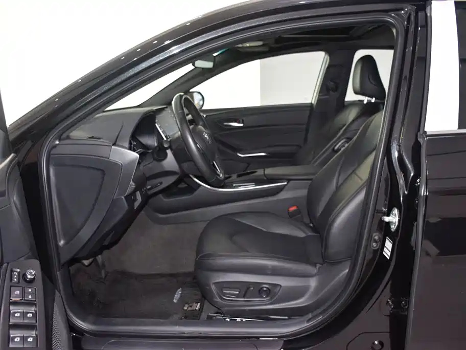 TOYOTA AVALON 2022
