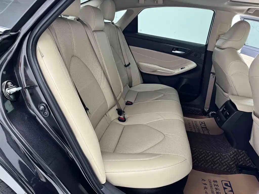 TOYOTA AVALON 2021