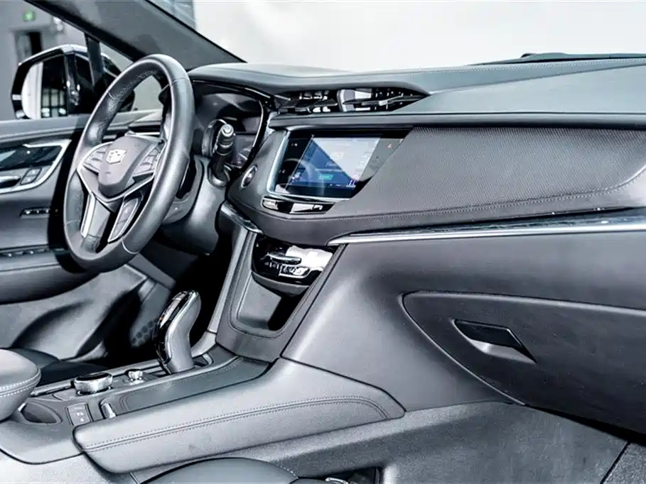 CADILLAC XT5 2023