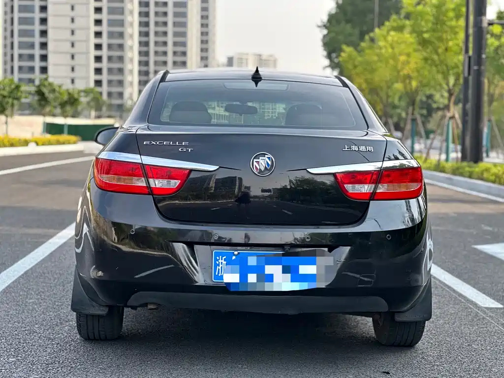 BUICK EXCELLE 2011