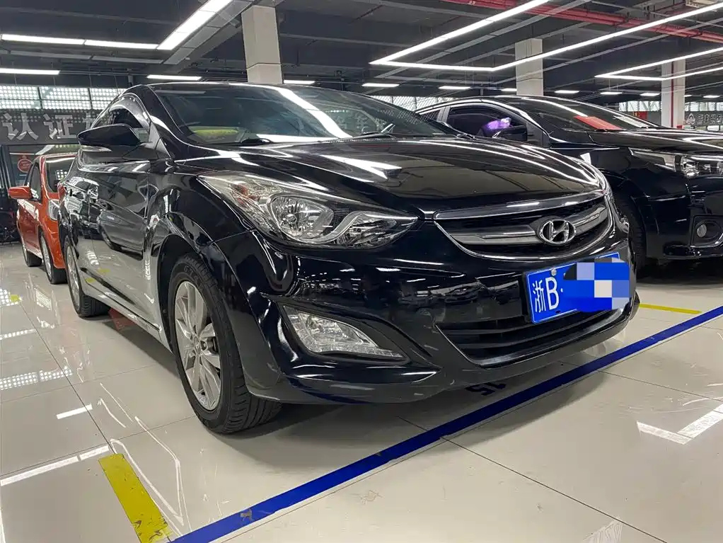 HYUNDAI ELANTRA 2016