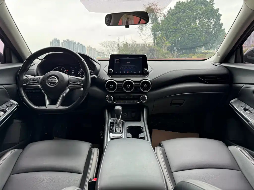 NISSAN SYLPHY 2020
