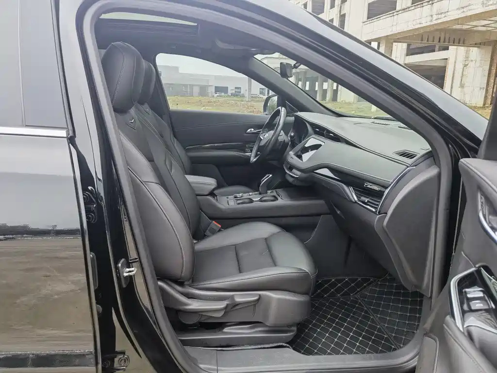 CADILLAC XT4 2020