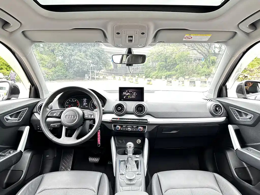 AUDI Q2L 2018