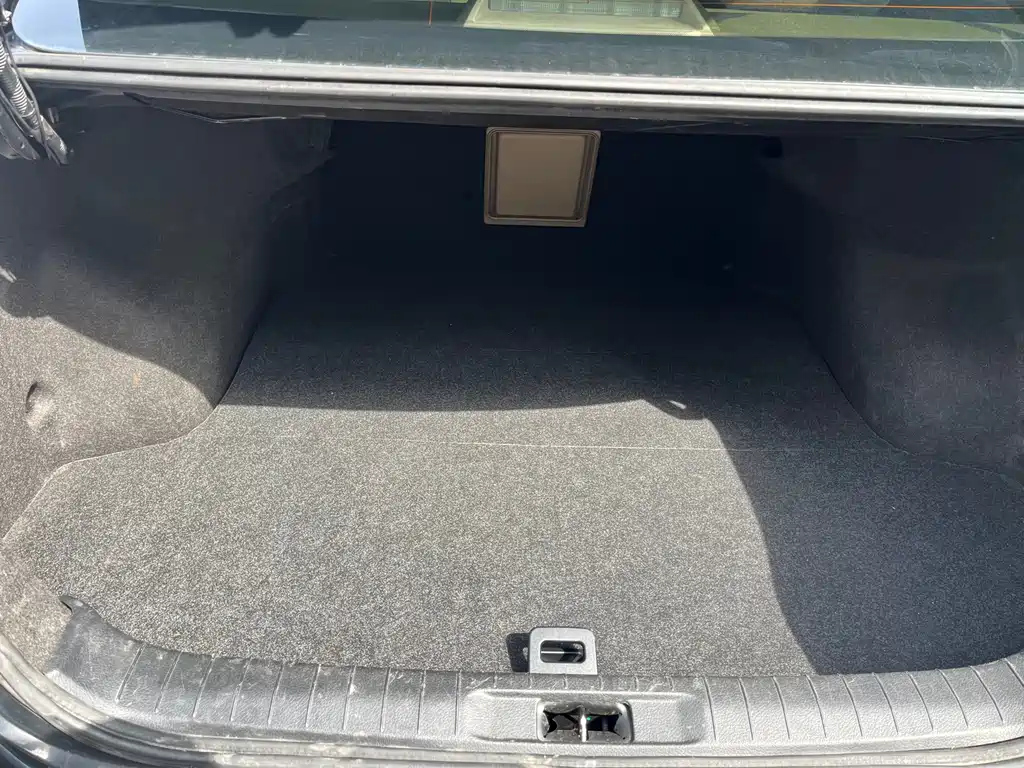 NISSAN TEANA 2018
