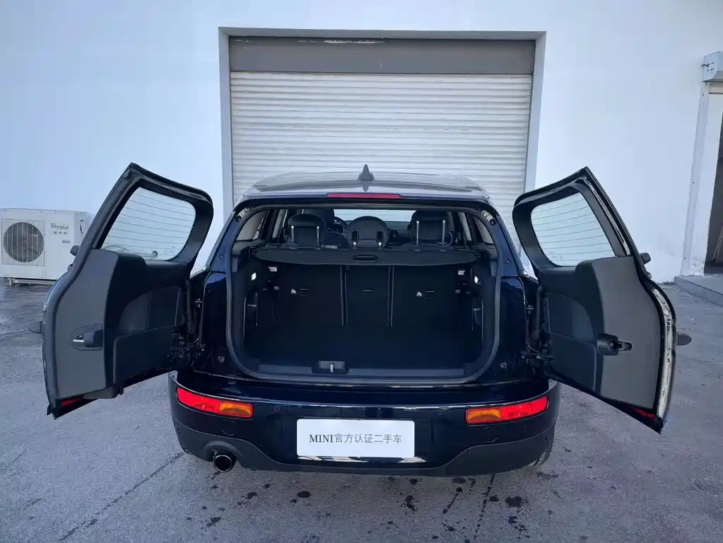 MINI CLUBMAN 2022