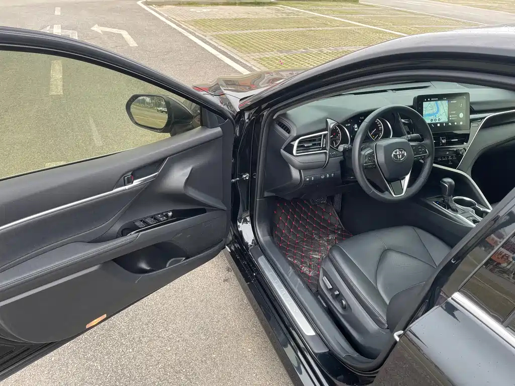 TOYOTA CAMRY 2021
