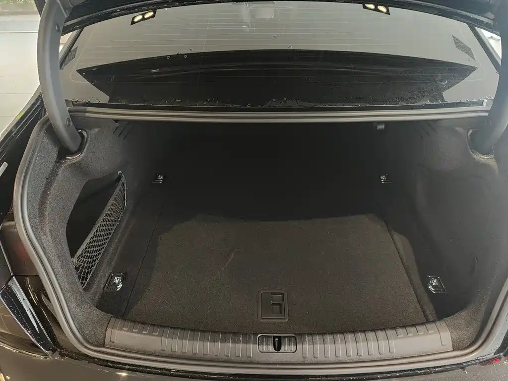 AUDI A6L 2022