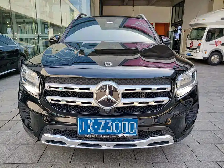 MERCEDES BENZ GLB 2020