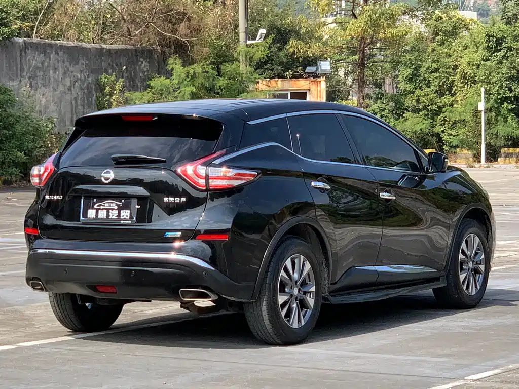 NISSAN MURANO 2021