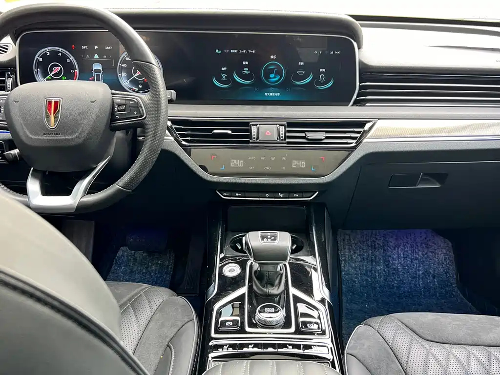 HONGQI HS5 2022