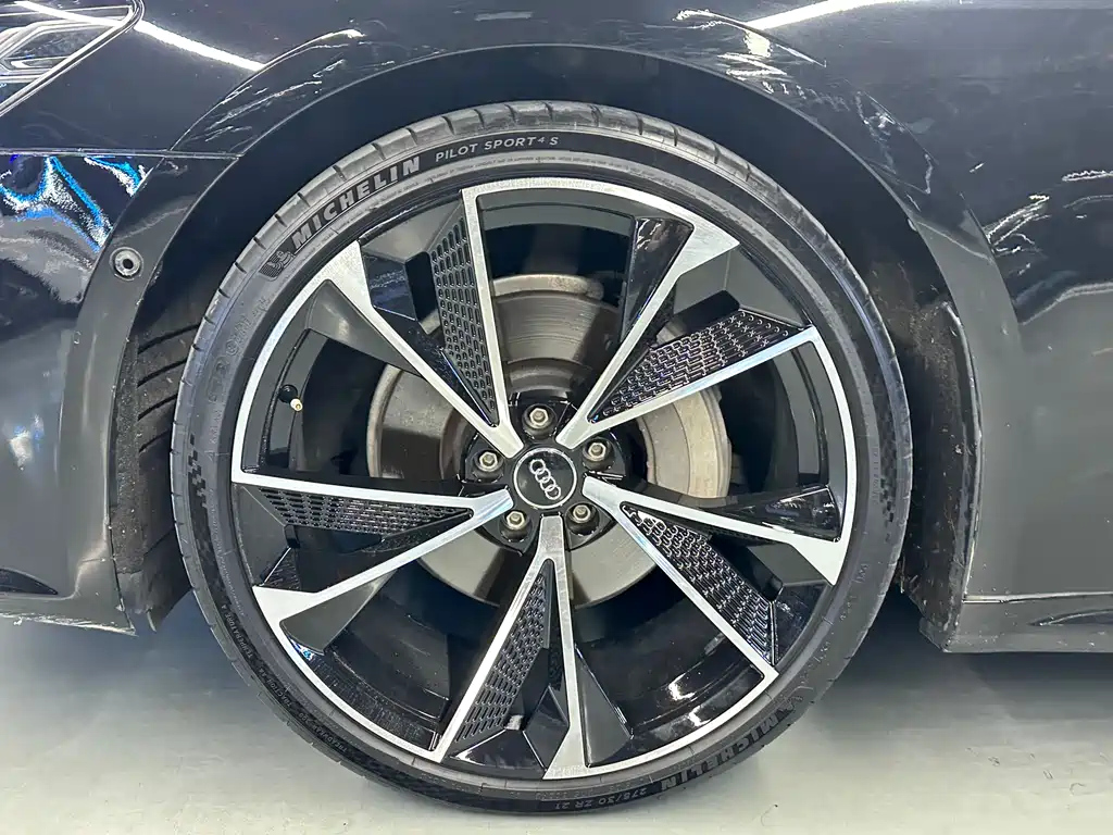 AUDI A7 2021