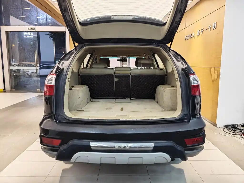 BYD S6 2013