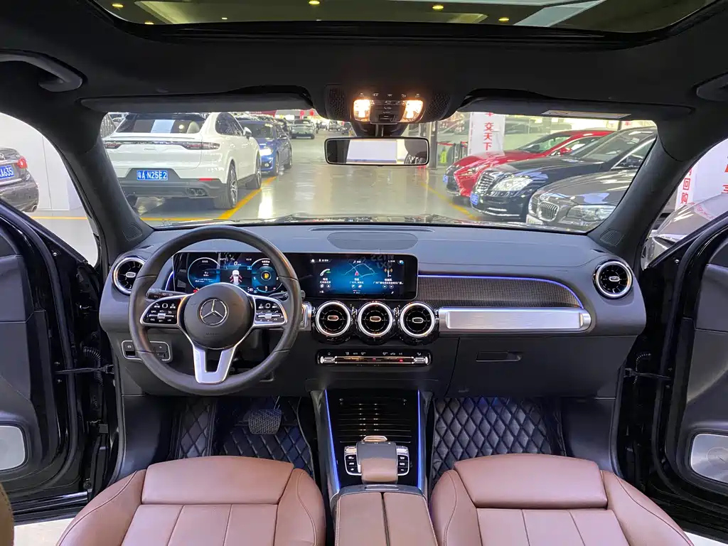 MERCEDES BENZ GLB 2020