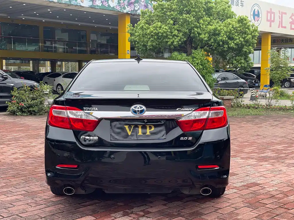 TOYOTA CAMRY 2012