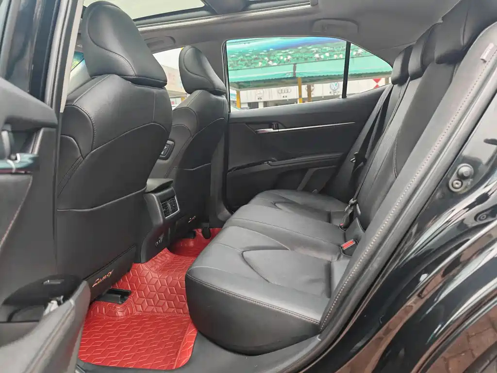 TOYOTA CAMRY 2022