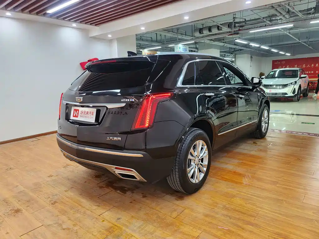 CADILLAC XT5 2023