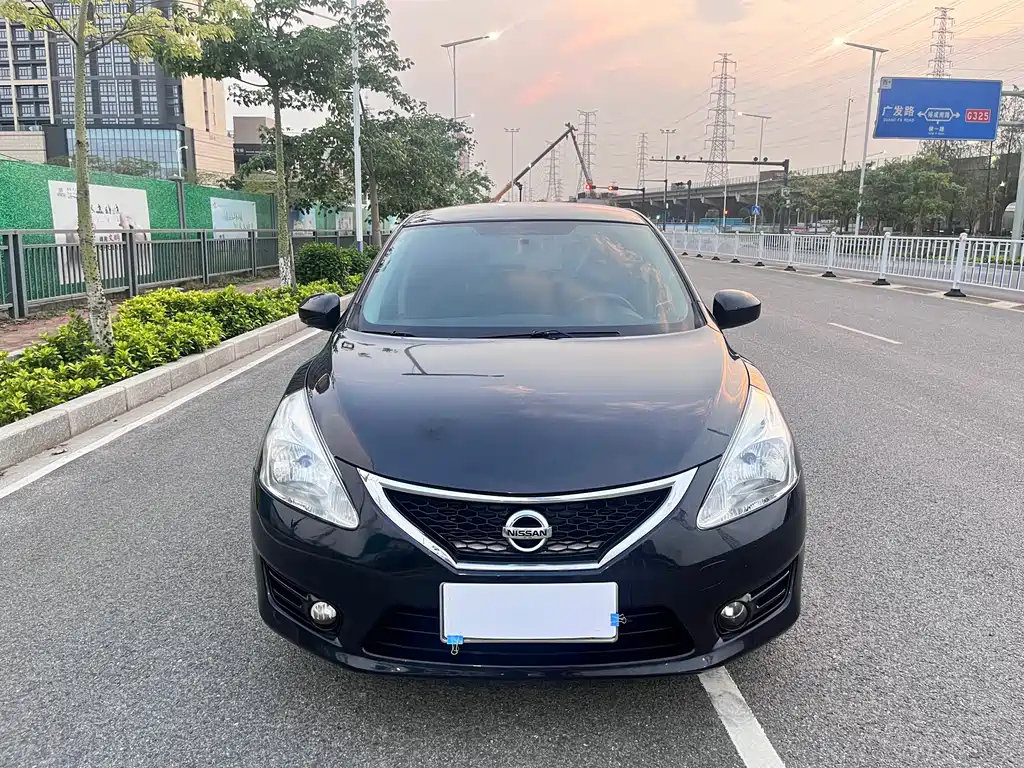NISSAN TIIDA TIIDA 2013