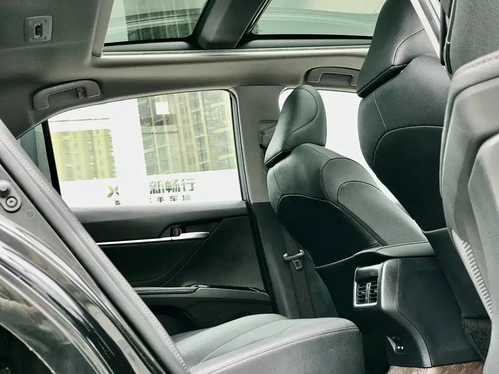 TOYOTA CAMRY 2022