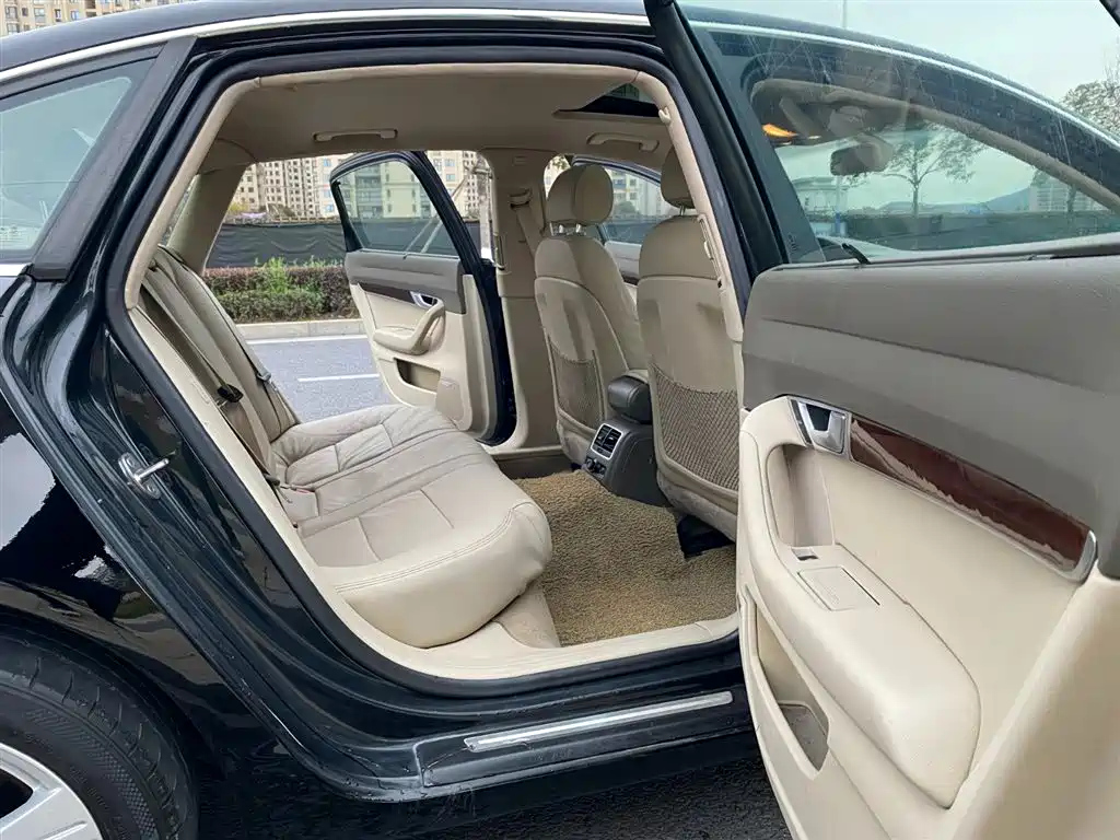 AUDI A6L 2010