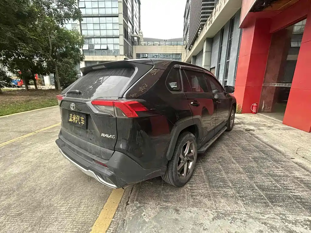 TOYOTA RAV4 RONGFANG 2022
