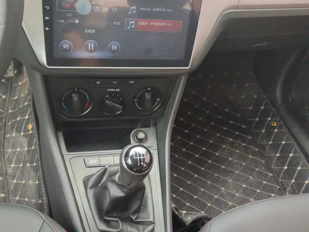 VOLKSWAGEN LAVIDA 2018