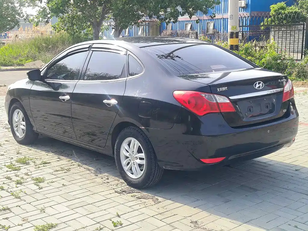 HYUNDAI CELESTA 2013
