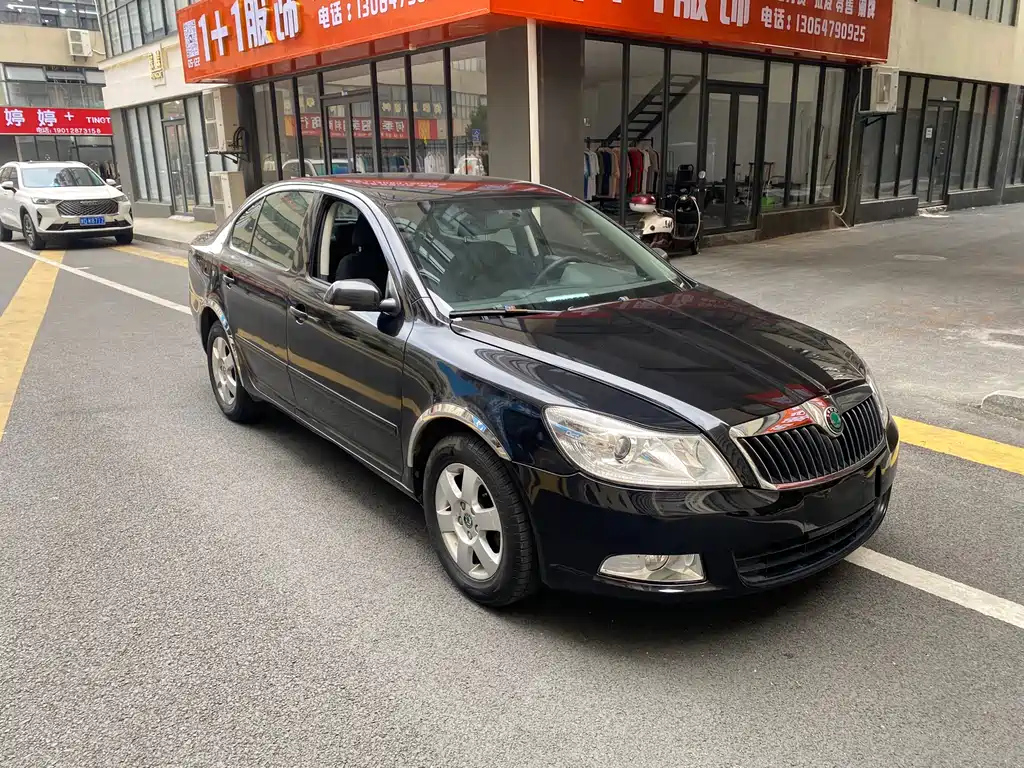 SKODA OCTAVIA 2012