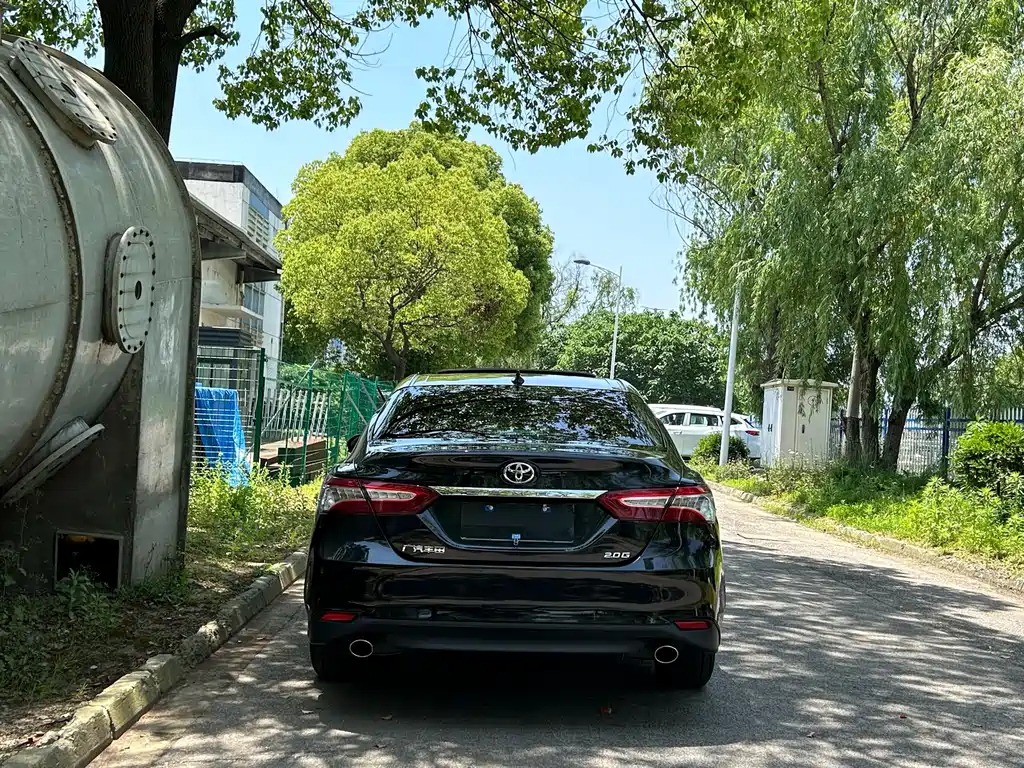 TOYOTA CAMRY 2021