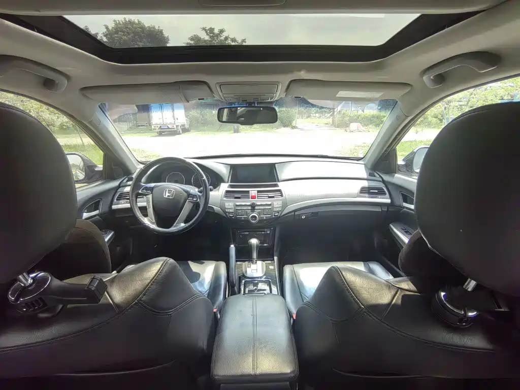 HONDA ACCORD 2010