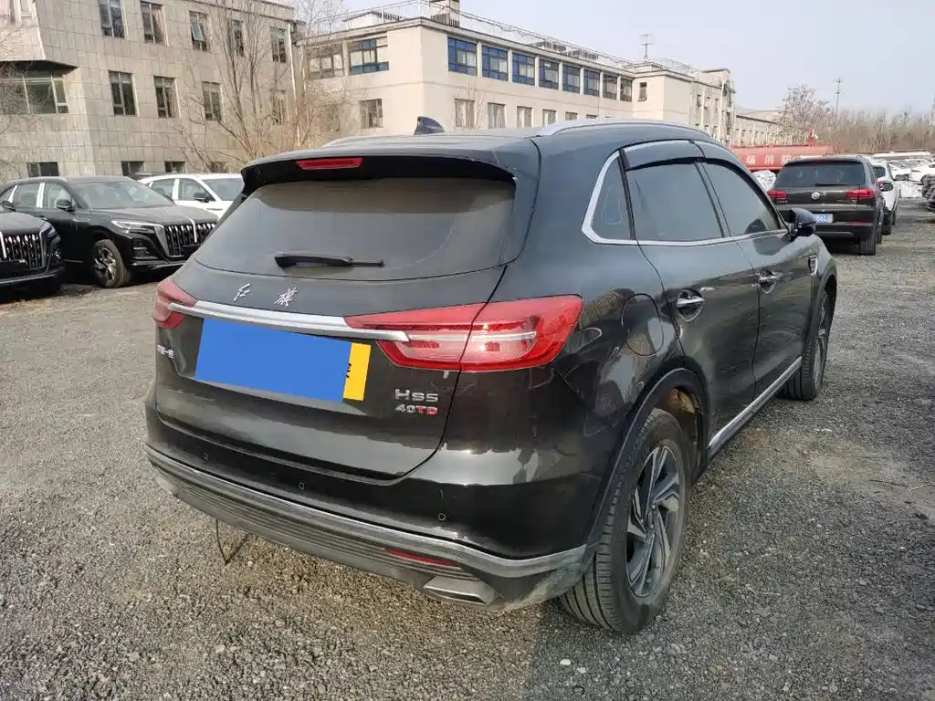 HONGQI HS5 2022