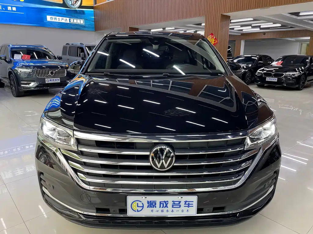 VOLKSWAGEN VILORAN 2022