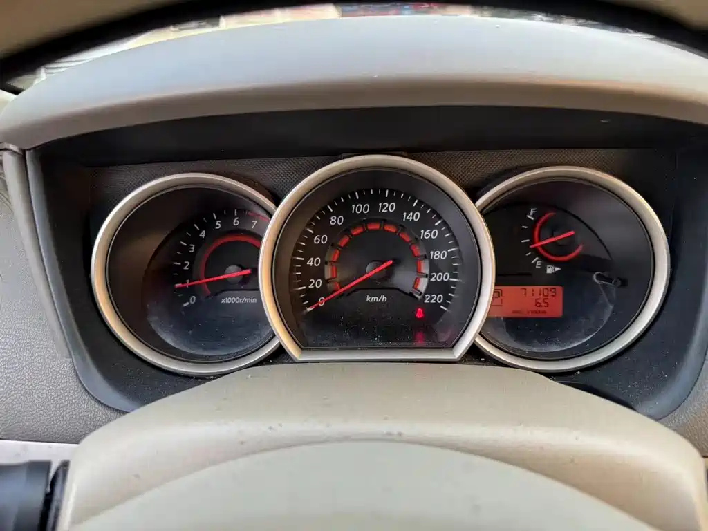 NISSAN SYLPHY 2018