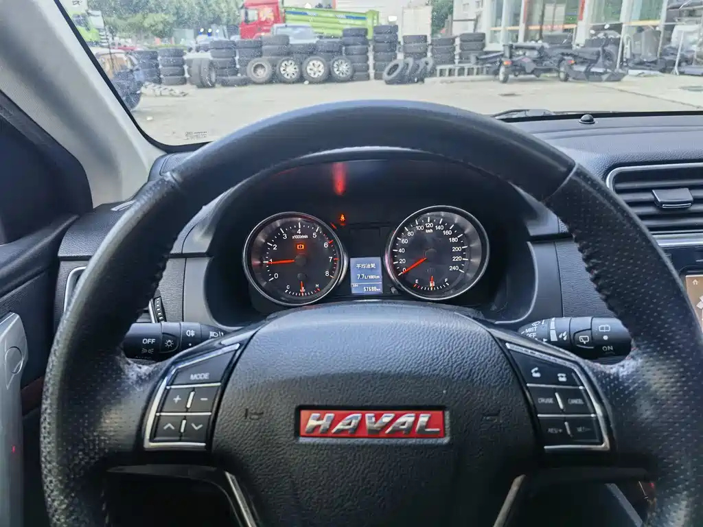 HAVAL H6 2015