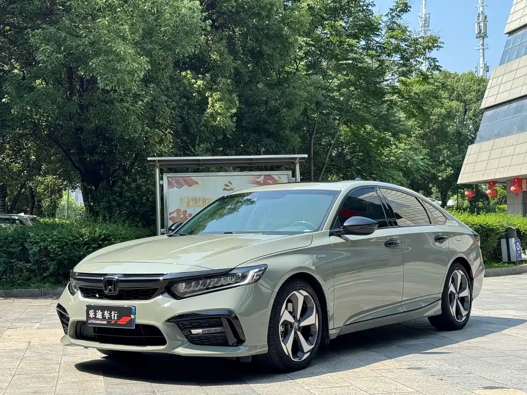 HONDA INSPIRE 2019