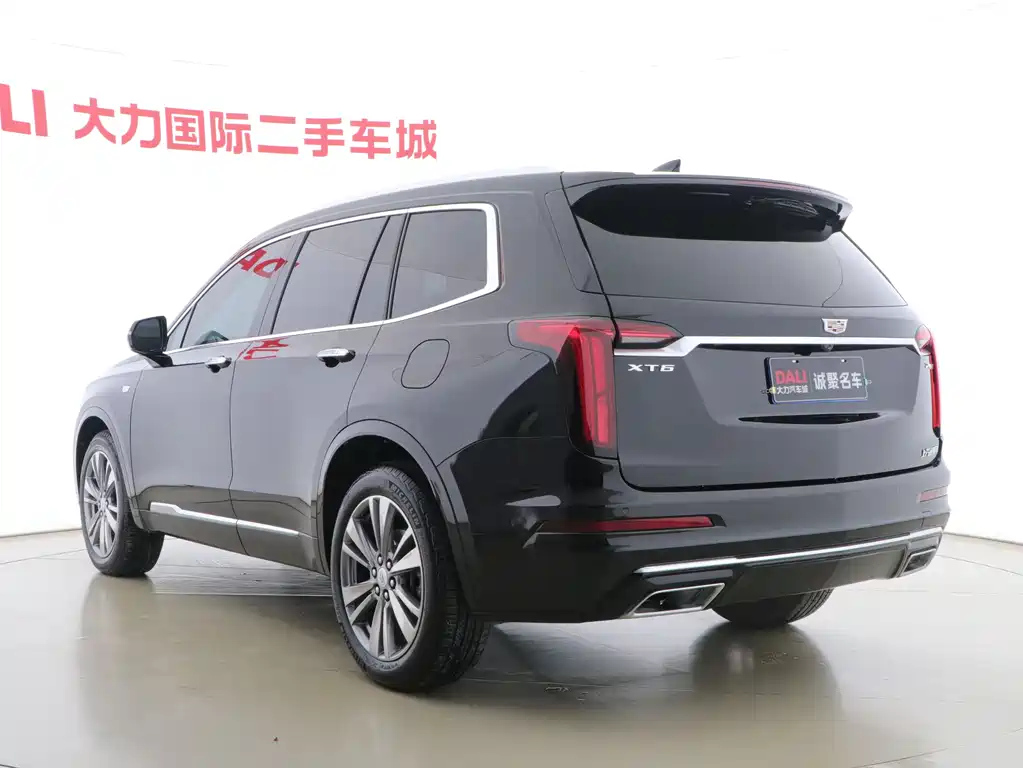 CADILLAC XT6 2021
