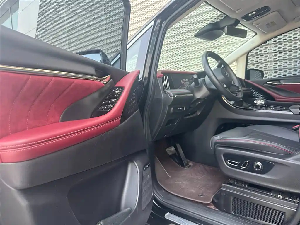 TRUMPCHI E9 2023