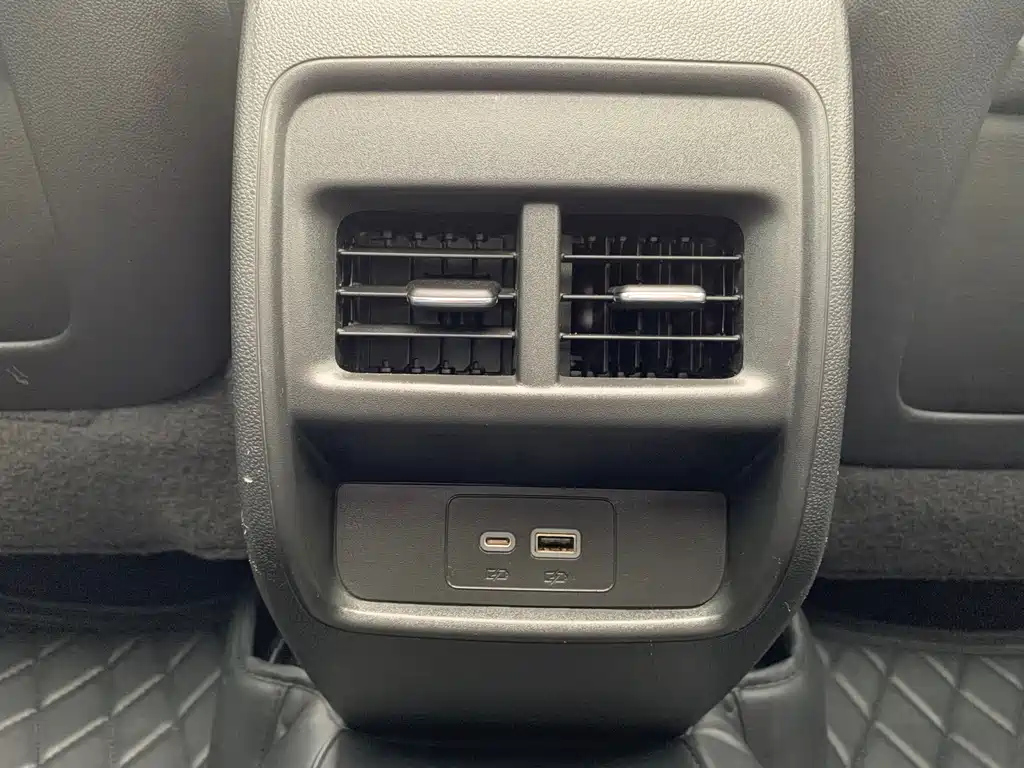 CADILLAC XT4 2021