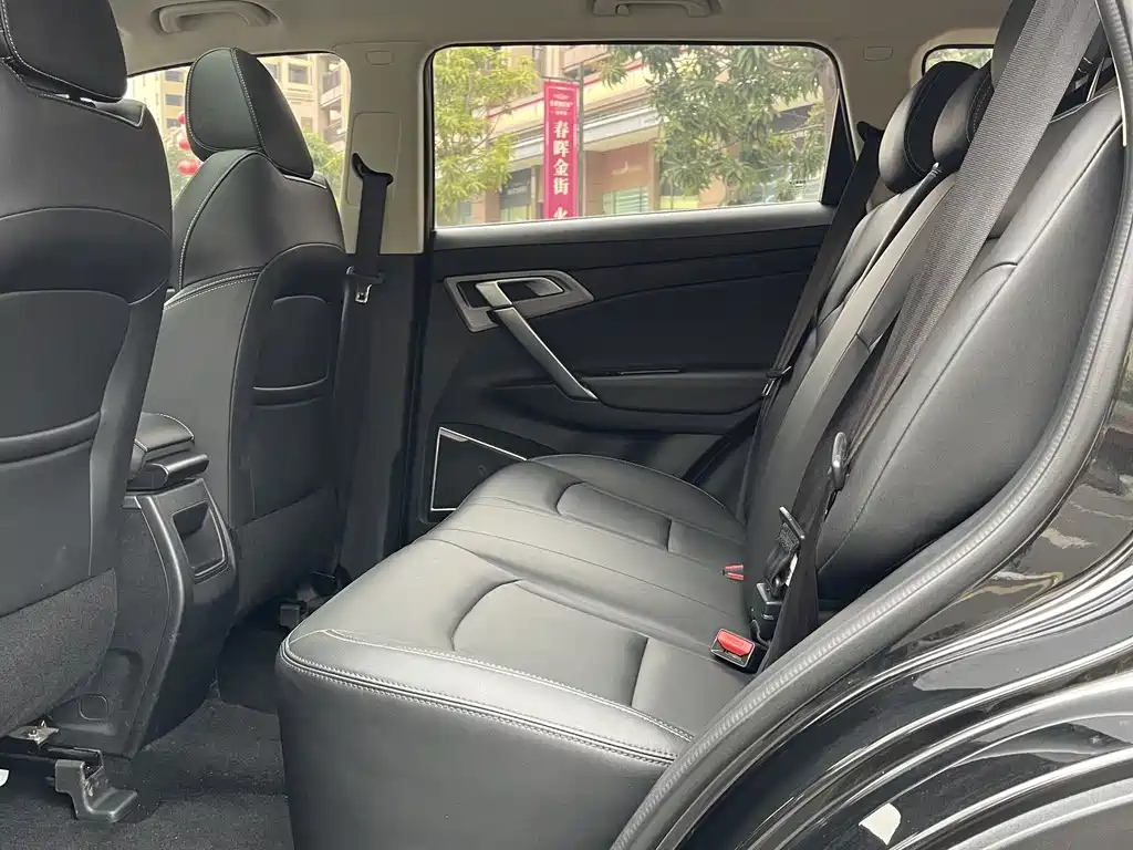 GEELY AUTO BOYUE 2021