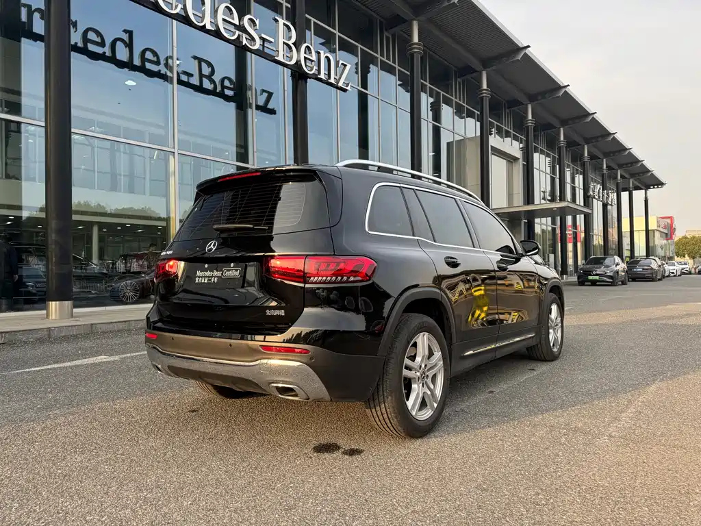 MERCEDES BENZ GLB 2022